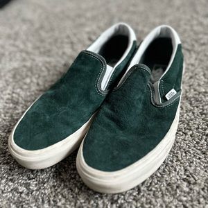 Vans, men size 9, green suede